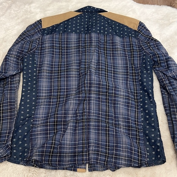 Entree LS Plaid Mixed Print Suede Detail Long Sleeve Button Down Shirt - Picture 8 of 8